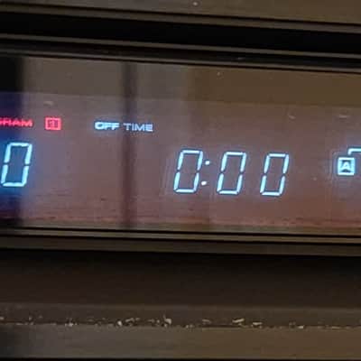 Kenwood Kenwood KT-89 is a quartz synthesizer AM/FM stereo tuner 1988 - Black image 3