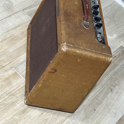 Fender Vibrolux Amp 1959 a very cool & vibey Tweed Vibrolux serviced & ready to enjoy. image 4