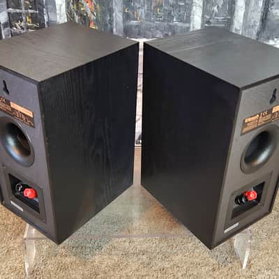 Klipsch Klipsch R-41M are compact, passive bookshelf speaker 2000 - Black image 5