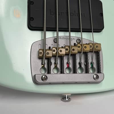 Woodcraft Ampmaster 5 String Medium scale 32" Electric Bass Guitar Relic image 4