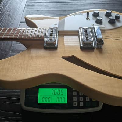 Used Rickenbacker 1997 330 Semi-Hollow - Mapleglo w/Case image 10