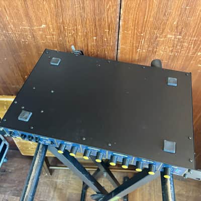 Korg SDD-1000 VINTAGE DIGITAL DELAY RACK UNIT image 9
