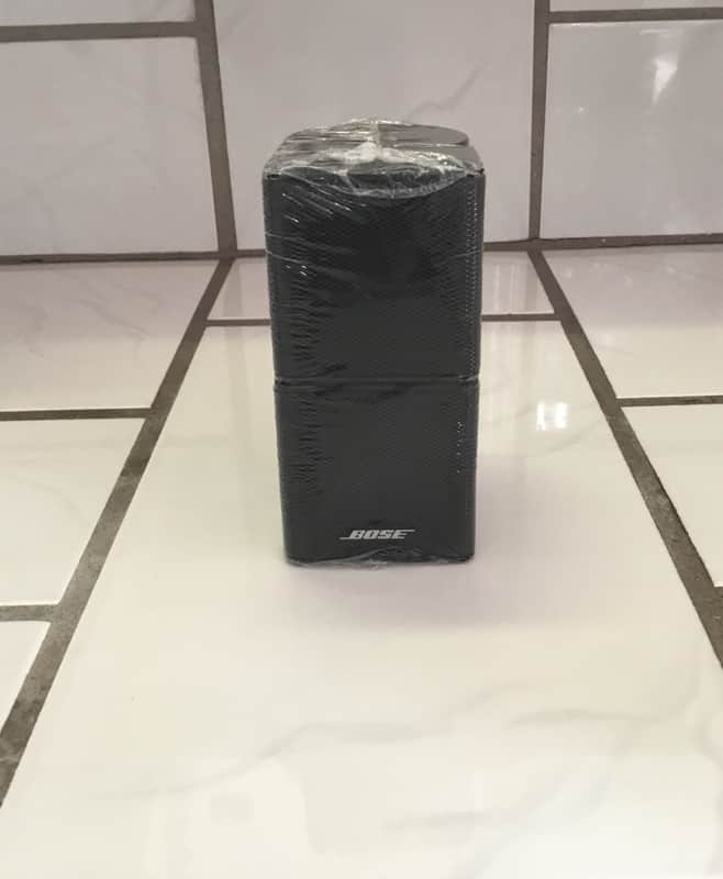Bose Jewel cube speakers 5 each BLACK image 1
