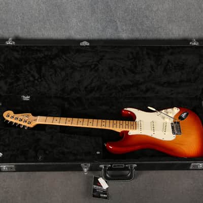Fender American Pro Stratocaster - Sienna Sunburst - 2nd Hand image 19