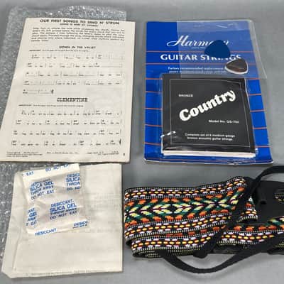 Harmony H0401P: 1980s Vintage Acoustic Parlor Guitar; Blues & Folk Tone image 19