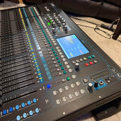 Allen & Heath QU-32 2020 image 3