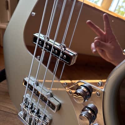 Fender 70’s Vintera DOOMSDAY BASS 2000’s  - Aztec silver image 9