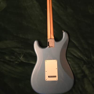 Fender Player Stratocaster with Maple Fretboard 2018 - 2024 - Tidepool (with hard case) Bild 3