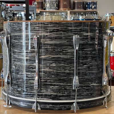 90's Ludwig Classic Maple Oyster Black Pearl 14/18/24 Mach Lug Drum Set image 9