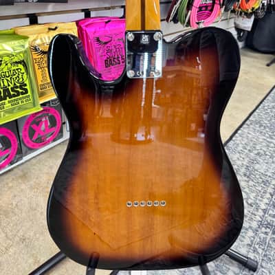 Fender Vintera II '50s Nocaster - Maple Fingerboard - 2-Color Sunburst image 7