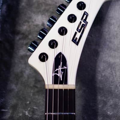 ESP Vulture James Hetfield Signature Olympic White image 6