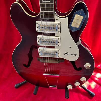 Harmony Rocket 1969 - Sunburst image 1