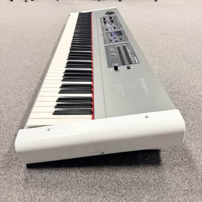 Dexibell VIVO S7 88-Key Digital Stage Piano – Italian T2L Modeling Keyboard 2010's image 9