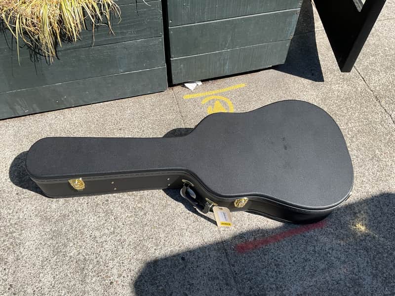 Yamaha Dreadnought Hard Case image 1