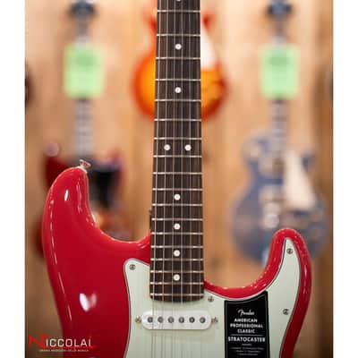 Fender American Professional Classic Stratocaster, Rosewood Fingerboard, Faded Dakota Red image 12