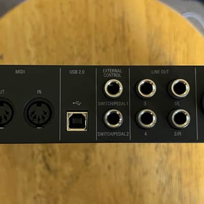 IK Multimedia AXE I/O USB Audio Interface image 8
