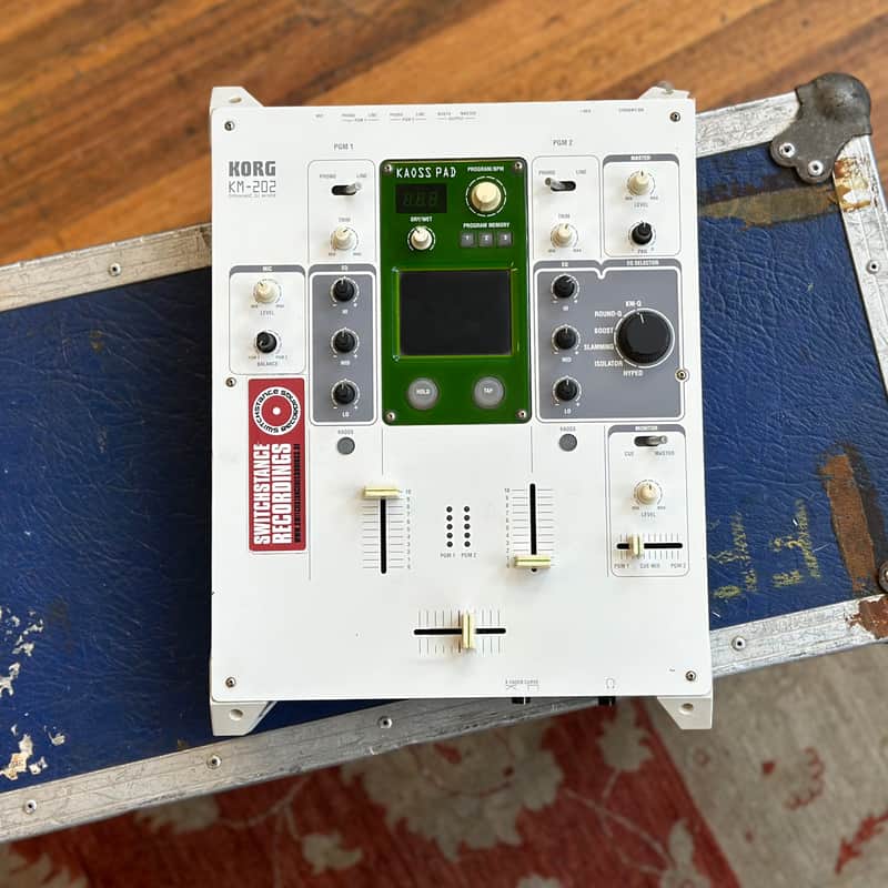 KORG KM-202 Dynamic DJ Mixer image 1