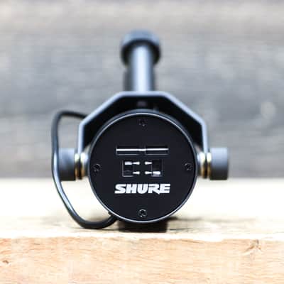 Shure SM7B Wide-Range Frequency Response Dynamic Cardioid Vocal Microphone image 2