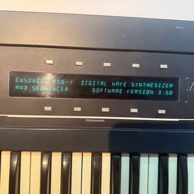 Ensoniq ESQ-1 Wave Synthesizer 1986 - Black