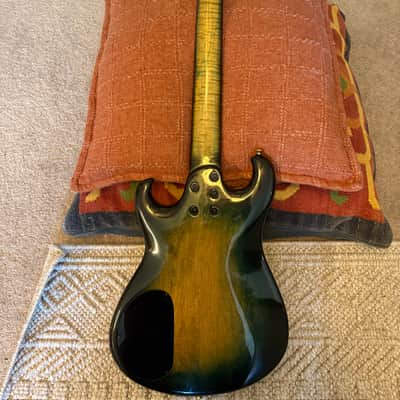 Custom PRS-style Strat 2000’s-2010’s - Glossy image 5
