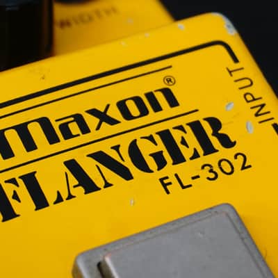 Maxon FL-302 Flanger 80's Vintage Yellow Guitar Effect Pedal - MIJ