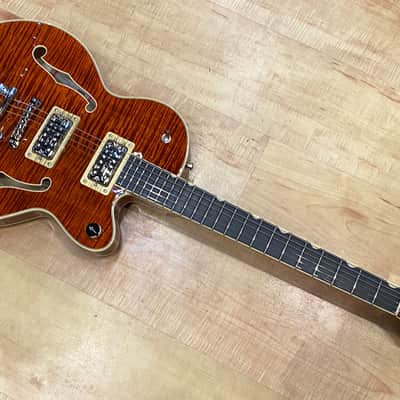 Gretsch G6659TFM Players Edition Broadkaster Jr. Center Block Single-Cut - Bourbon Stain image 8