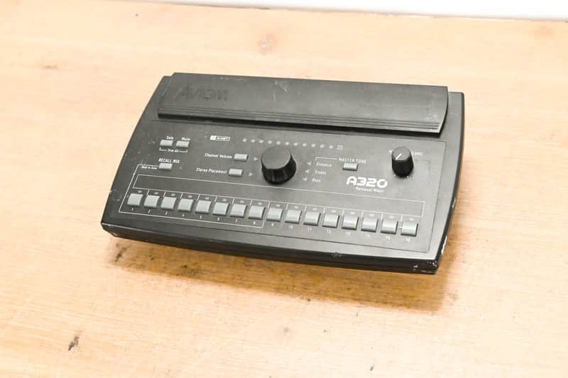 Aviom A320 16-Channel Personal Mixer CG012Z0 image 1