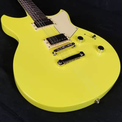 Yamaha RSE20 NYW Revstar Element, Chambered Maple and mahogany body, carbon-reinforced neck and body, 2 Alnico V Humbucking Pickups; Neon Yellow image 5