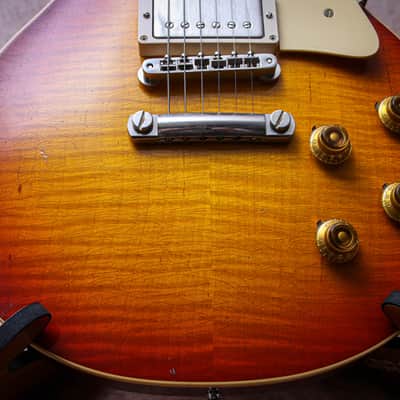 GIBSON USA Custom Shop M2M Murphy Lab '59 Les Paul Standard Reissue Light Aged " Cherry Sunburst" (2023) image 5