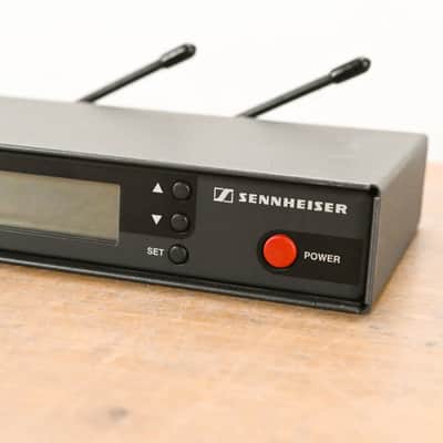 Sennheiser EM 100 Wireless Receiver - 518-550 MHz (NO POWER SUPPLY) CG01077 image 2