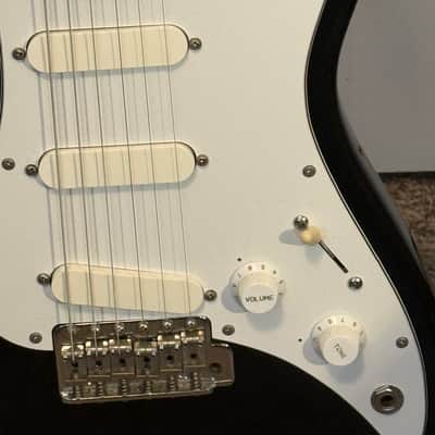 Squier Bullet Stratocaster ST-3 Japan 1984 - Black image 3