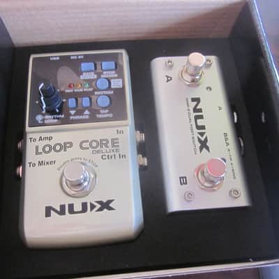 NuX Loop Core Deluxe Bundle Pedal and Dual Foot Switch - Silver/Black image 1