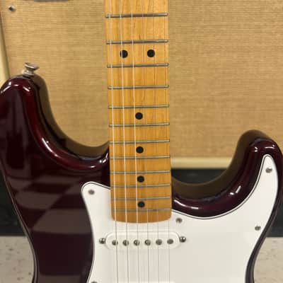 Fender MIM Standard Stratocaster 1996 Midnight Wine image 6