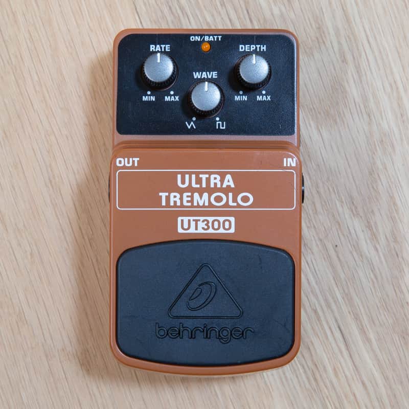Behringer UT300 Ultra Tremolo Pedal