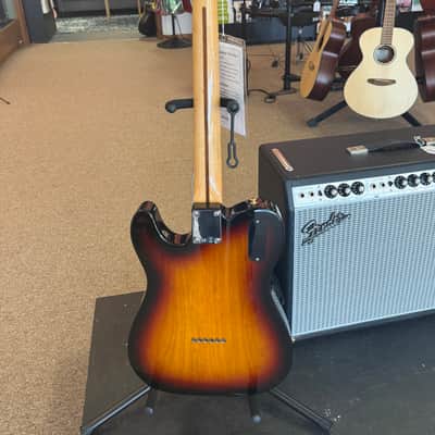 Fender Classic Series '72 Telecaster Thinline 2000 - 2018 - 3-Color Sunburst image 5