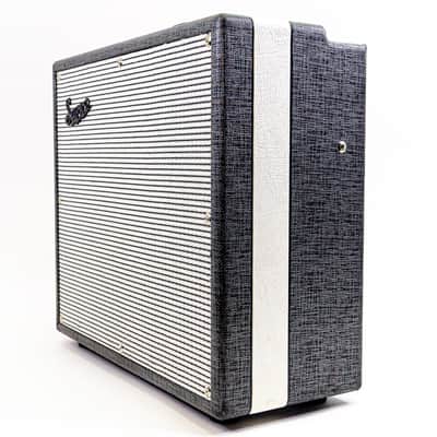 Supro 1695T Black Magick Guitar Combo Amplifier (1x12", 25 Watts) image 4