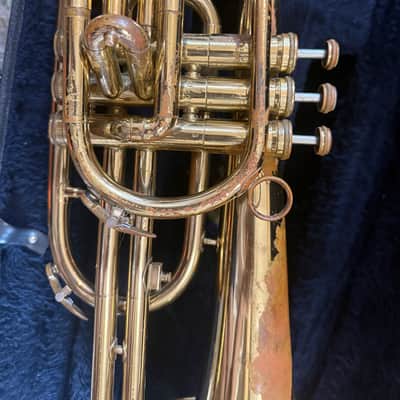 Dynasty Marching Mellophone,  with mouthpiece and case. USA image 8