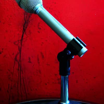 Vintage 1987 Electro-Voice RE11 Supercardioid Dynamic Microphone Low Z w accessories RE10 RE15 RE16 # 2 image 6