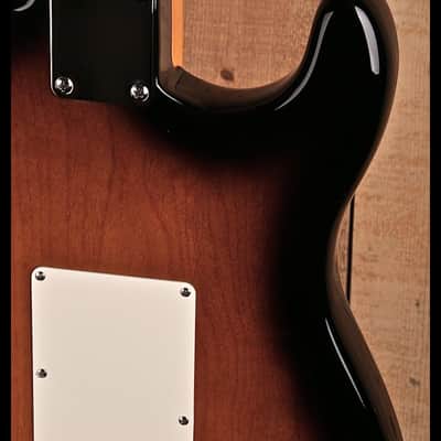 Fender American Vintage II '57 Stratocaster Left-Handed 2022 - Present - 2-Color Sunburst image 8