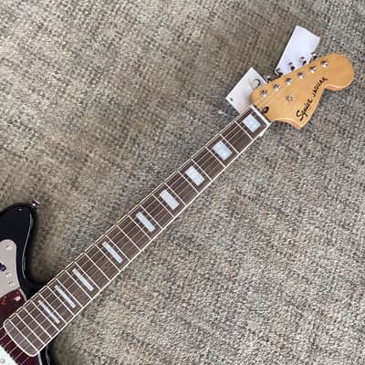 Squier Classic Vibe '70s Jaguar 2025 in Black image 3