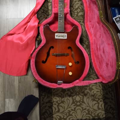 Harmony H53/1 Rocket 1968 - 1971 - Red Sunburst image 14