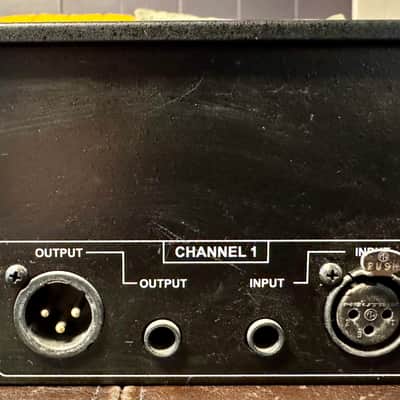 dbx 231 Dual Channel 31-Band EQ 2000s - Gray image 8