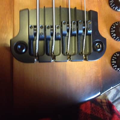 Gibson Thunderbird 1990 Burst image 3