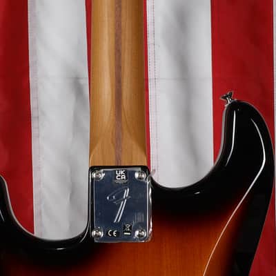 Fender Player Stratocaster with Roasted Maple Neck - 2-Tone Sunburst image 6