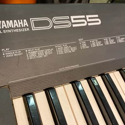 Yamaha ds55 late 1980s Synthesizer low battery image 5