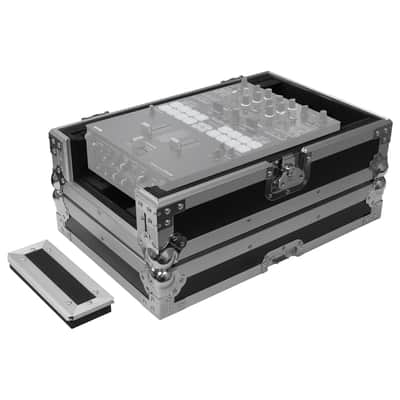 Odyssey FZ10MIXXD Universal 10" DJ Mix Flight Case w/Extra Deep Rear Compartment image 11
