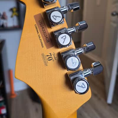 Fender American Ultra Stratocaster HSS with Rosewood Fretboard 2019 - Present - Ultraburst image 8
