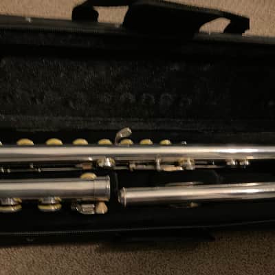Armstrong Open Hole Flute, New Pads, New Case image 7