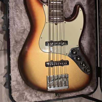 Fender American Ultra Jazz Bass image 2