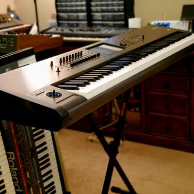MUST SEE!!! KORG KRONOS X 88 FULLY SERVICED AND IN AMAZING CONDITION! image 7